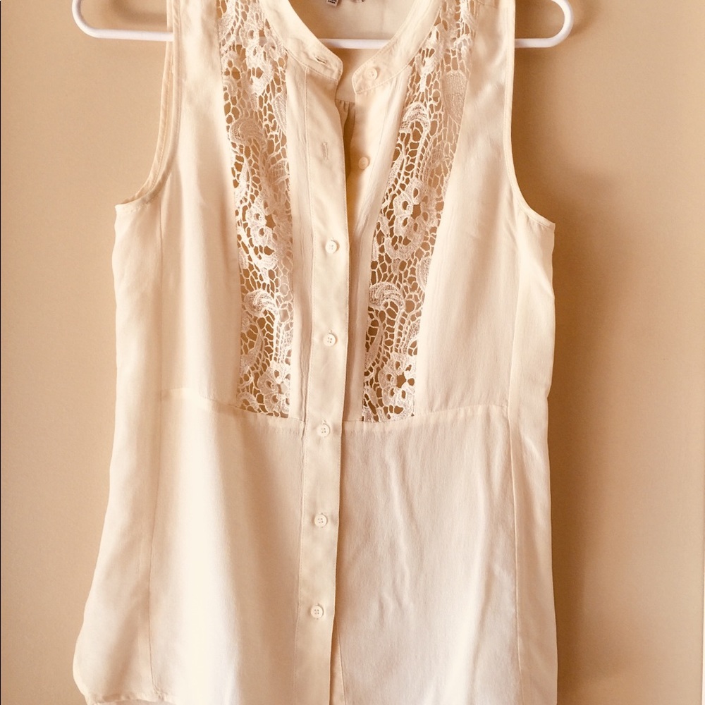 Broadway & Broome Ivory Sleeveless Silk Blouse